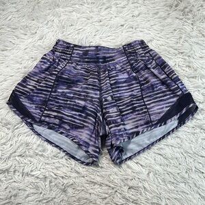 Lululemon Hotty Hot Short II *Long 4" New Horizon Multi / Black Grape